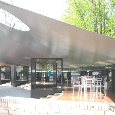 a statue of a restaurant